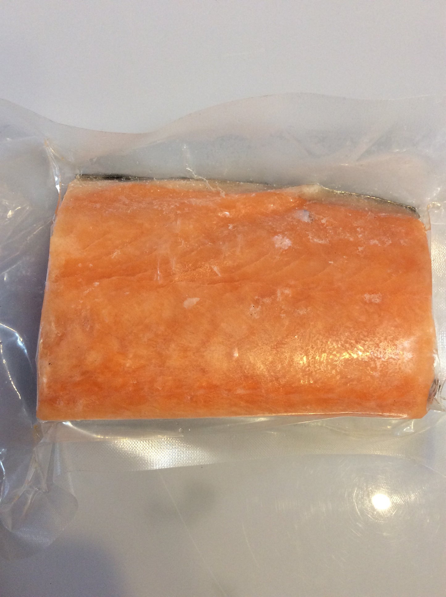 Salmon ~220g(Frozen)